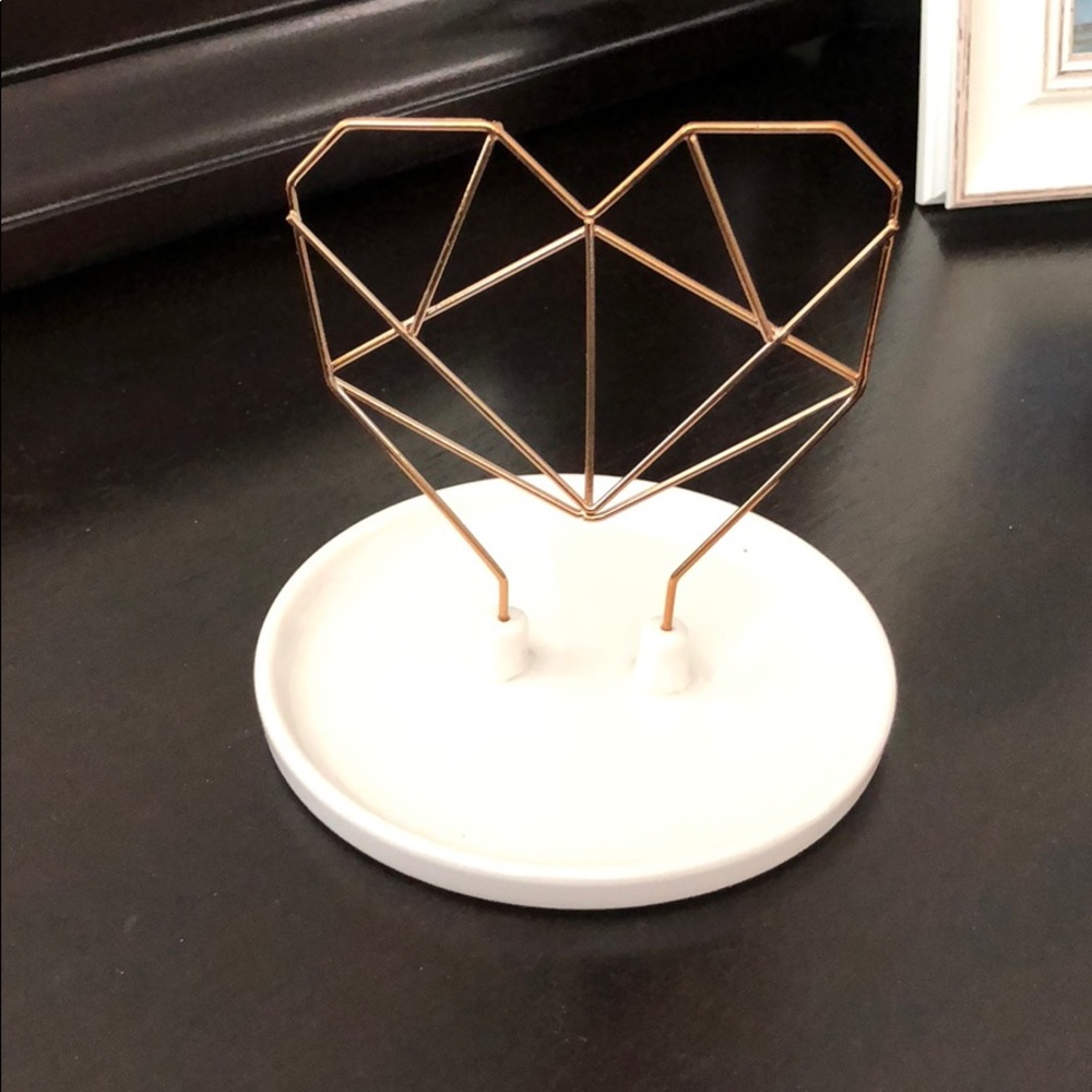 Jewelry holder